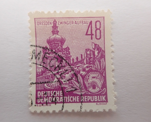 ddr 0100